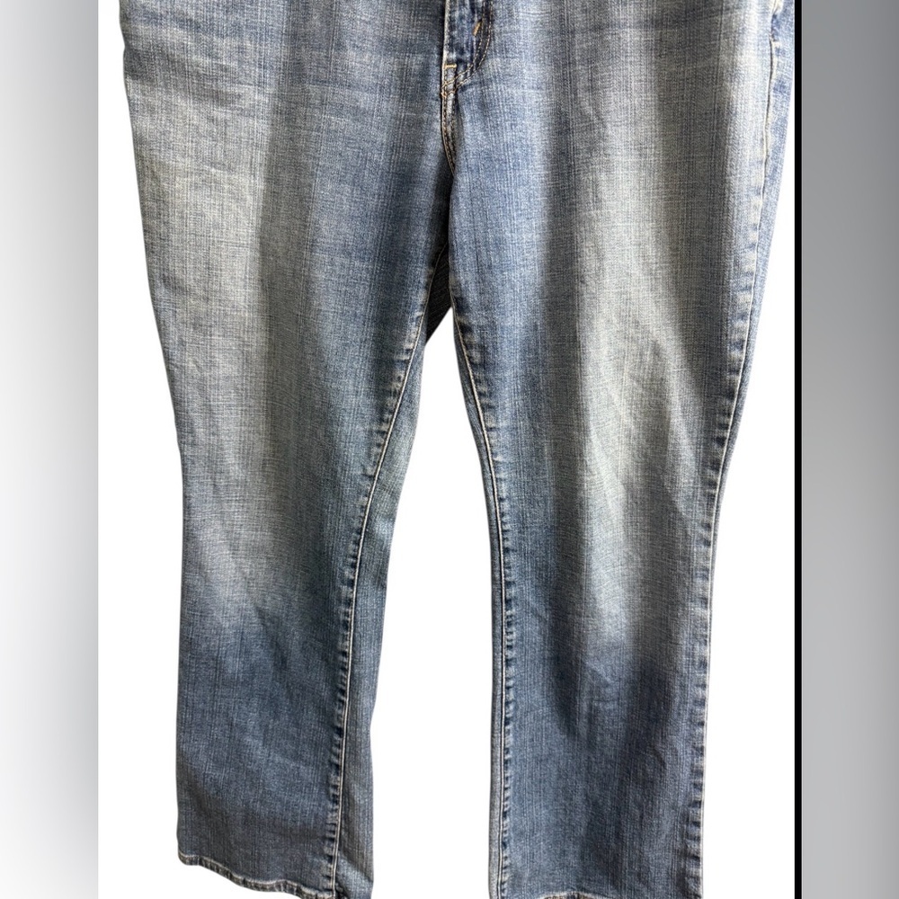 LEVI’S 515 WOMEN’S BOOTCUT JEAN SIZE 14 BLUE DENIM CLASSIC FIT - Picture 3 of 7